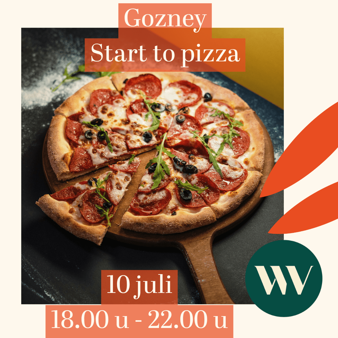 Workshop Start to Pizza โ Pizza bakken in de Gozney oven | 10 juli Versgebakken pizza met salami, olijven en rucola op een houten pizzaschep, gebakken in de Gozney oven tijdens de Start to Pizza workshop bij Huis Wittevrongel